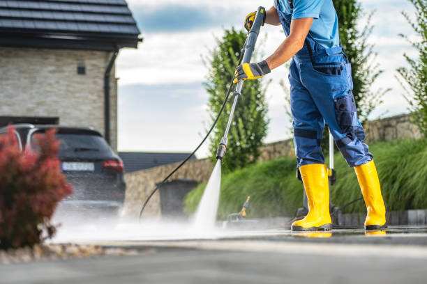 Best Sidewalk and Walkway Cleaning  in Newark, CA